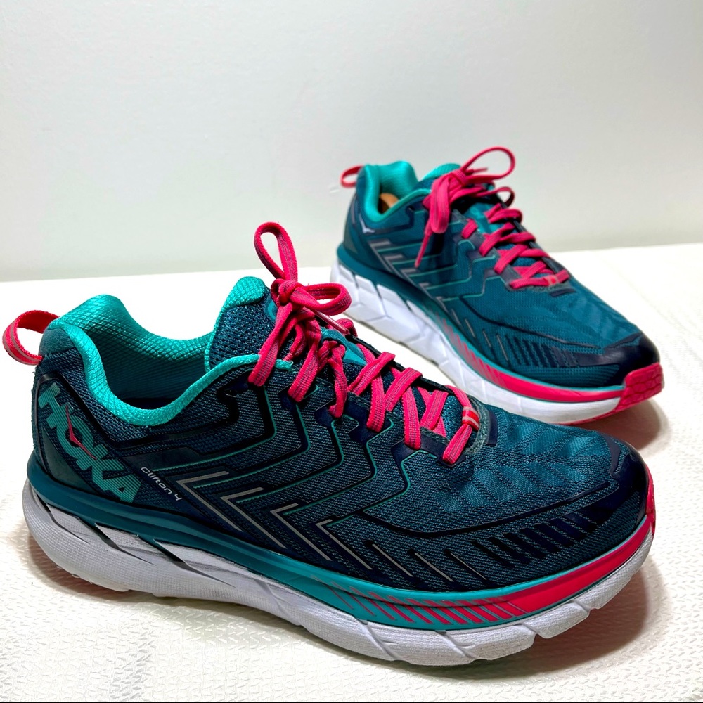 Hoka One One Women's Clifton 4 Running Shoe, Blue/Pink/Ceramic. Size 9.5 D